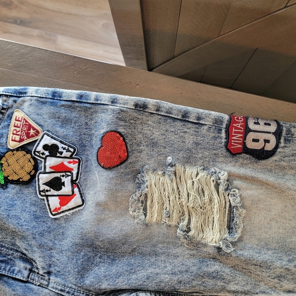 Pixie And Diamond Acid Wash Womens Jeans With Patchwork Sequined Details - Picture 10 of 12